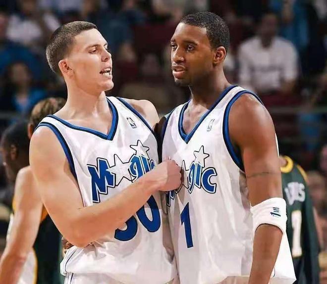 的背景下 的背景下