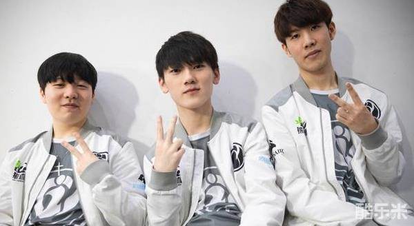 被球队管理 被球队管理