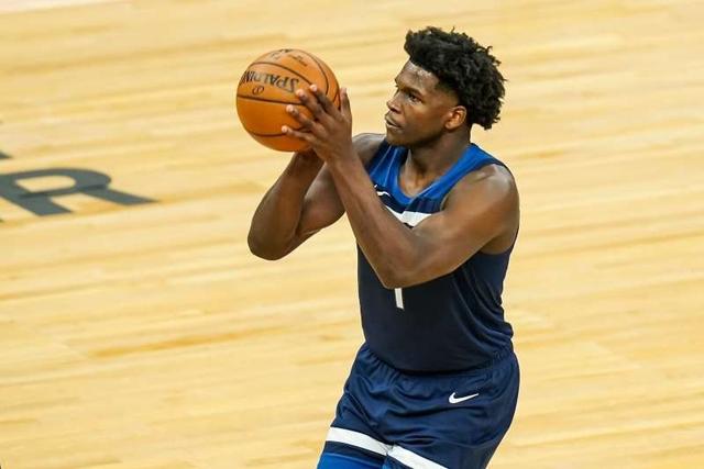 他希望用一 他希望用一